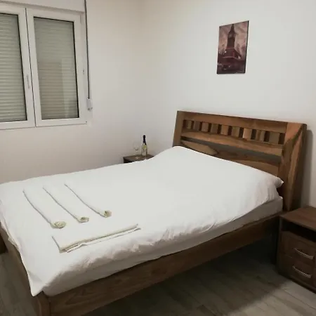 Airport View Apartament