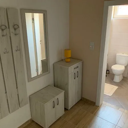 Airport View Apartament