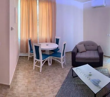 Airport View Apartamento *