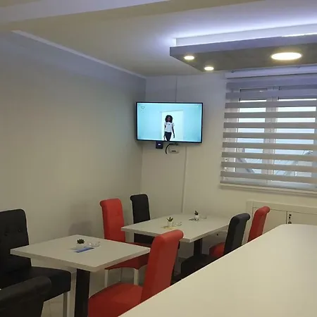 Apartament Airport View *